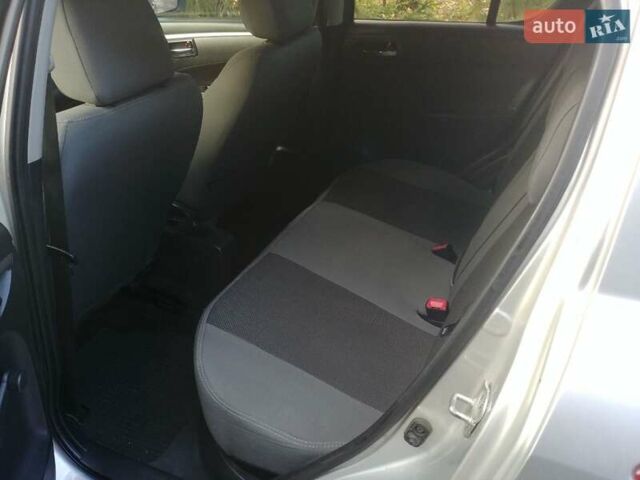 Серый Сузуки Свифт, объемом двигателя 1.2 л и пробегом 238 тыс. км за 5900 $, фото 14 на Automoto.ua