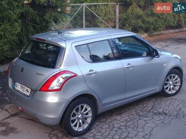 Серый Сузуки Свифт, объемом двигателя 1.2 л и пробегом 238 тыс. км за 5900 $, фото 3 на Automoto.ua