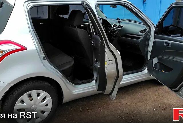 Серый Сузуки Свифт, объемом двигателя 1.2 л и пробегом 166 тыс. км за 5900 $, фото 3 на Automoto.ua