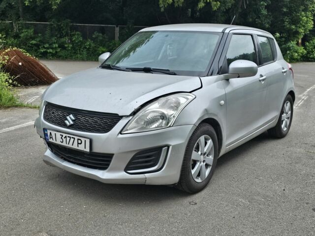 Серый Сузуки Свифт, объемом двигателя 1.2 л и пробегом 135 тыс. км за 2999 $, фото 1 на Automoto.ua