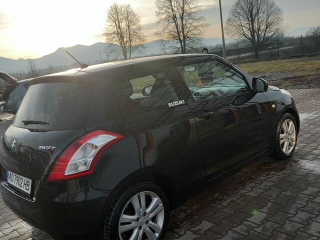 Серый Сузуки Свифт, объемом двигателя 1.2 л и пробегом 190 тыс. км за 5700 $, фото 3 на Automoto.ua