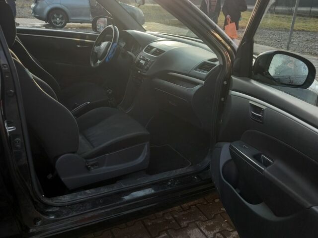 Серый Сузуки Свифт, объемом двигателя 1.2 л и пробегом 190 тыс. км за 5700 $, фото 6 на Automoto.ua