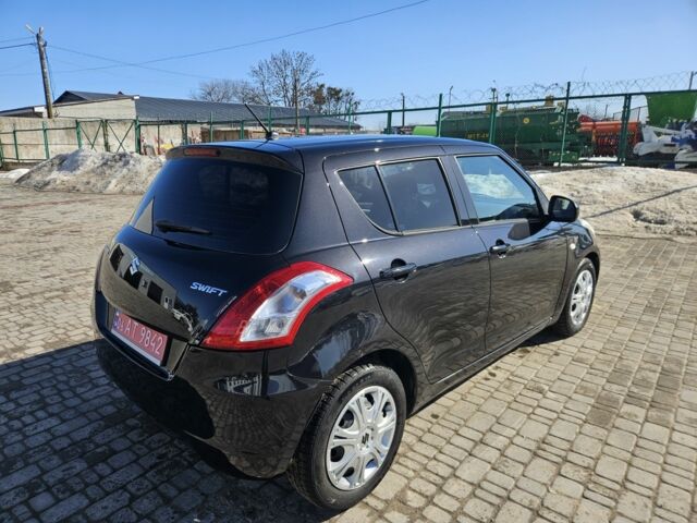 Серый Сузуки Свифт, объемом двигателя 0 л и пробегом 158 тыс. км за 7500 $, фото 1 на Automoto.ua
