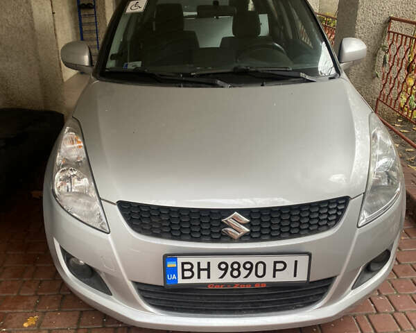 Сірий Сузукі Свифт, об'ємом двигуна 1.24 л та пробігом 168 тис. км за 6600 $, фото 10 на Automoto.ua