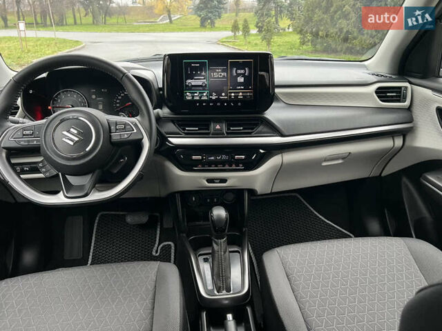 Сірий Сузукі Свифт, об'ємом двигуна 1.2 л та пробігом 5 тис. км за 17900 $, фото 45 на Automoto.ua