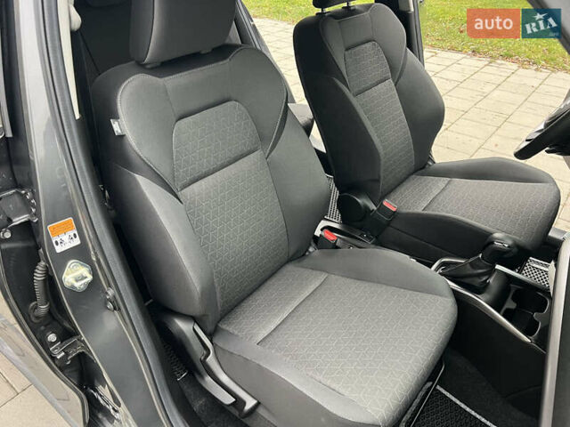 Сірий Сузукі Свифт, об'ємом двигуна 1.2 л та пробігом 5 тис. км за 17900 $, фото 46 на Automoto.ua