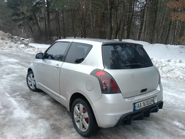 Сірий Сузукі Свифт, об'ємом двигуна 1.3 л та пробігом 270 тис. км за 2200 $, фото 6 на Automoto.ua