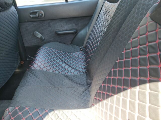 Сірий Сузукі Свифт, об'ємом двигуна 1.3 л та пробігом 350 тис. км за 1800 $, фото 3 на Automoto.ua