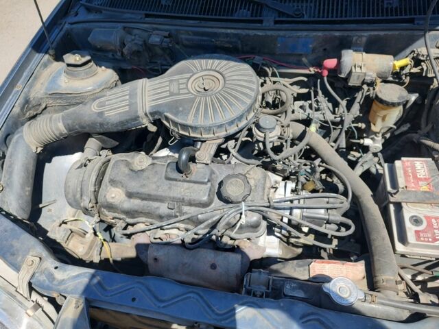 Сірий Сузукі Свифт, об'ємом двигуна 1.3 л та пробігом 350 тис. км за 1800 $, фото 6 на Automoto.ua