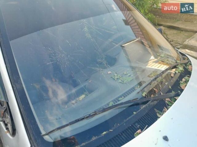 Серый Сузуки Свифт, объемом двигателя 1.3 л и пробегом 350 тыс. км за 500 $, фото 3 на Automoto.ua