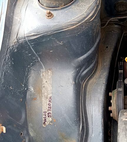 Синий Сузуки Свифт, объемом двигателя 1.3 л и пробегом 160 тыс. км за 750 $, фото 10 на Automoto.ua