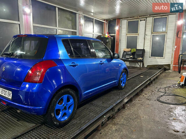 Синий Сузуки Свифт, объемом двигателя 1.5 л и пробегом 240 тыс. км за 4000 $, фото 13 на Automoto.ua