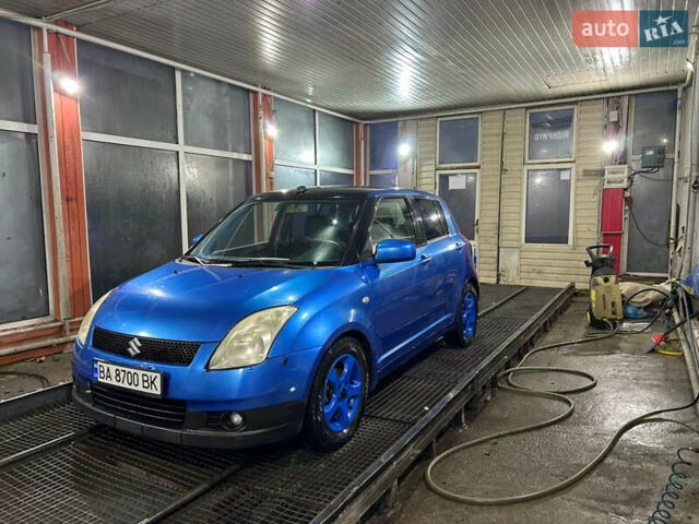 Синий Сузуки Свифт, объемом двигателя 1.5 л и пробегом 240 тыс. км за 4000 $, фото 12 на Automoto.ua