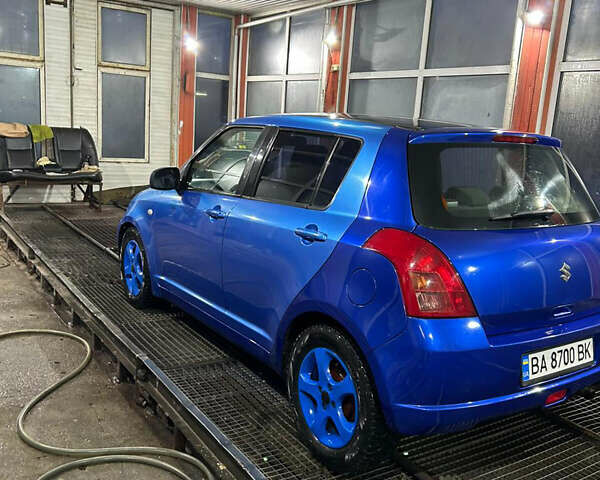 Синий Сузуки Свифт, объемом двигателя 1.5 л и пробегом 240 тыс. км за 4000 $, фото 9 на Automoto.ua