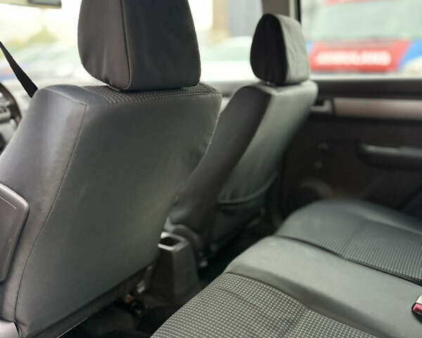 Синий Сузуки Свифт, объемом двигателя 1.33 л и пробегом 269 тыс. км за 5100 $, фото 7 на Automoto.ua