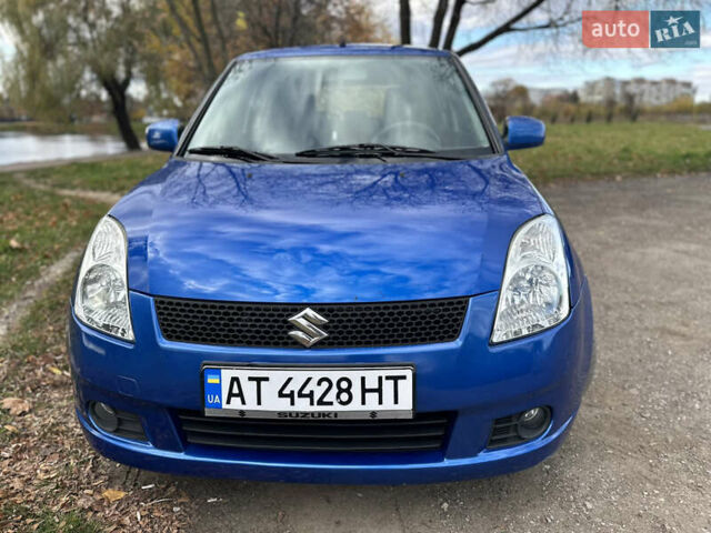 Сузуки Свифт 2006 в Коломые на Automoto.ua Синий Сузуки Свифт, объемом двигателя 1.33 л и пробегом 184 тыс. км за 4900 $, фото 1 на Automoto.ua