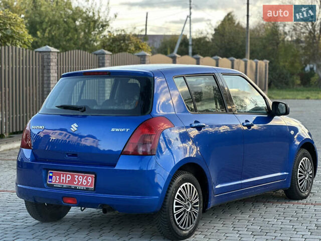 Синий Сузуки Свифт, объемом двигателя 1.3 л и пробегом 108 тыс. км за 6250 $, фото 3 на Automoto.ua