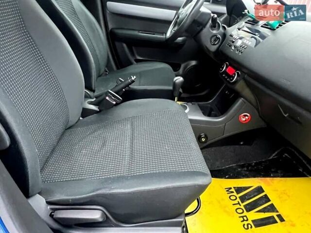 Синій Сузукі Свифт, об'ємом двигуна 1.33 л та пробігом 82 тис. км за 5800 $, фото 52 на Automoto.ua