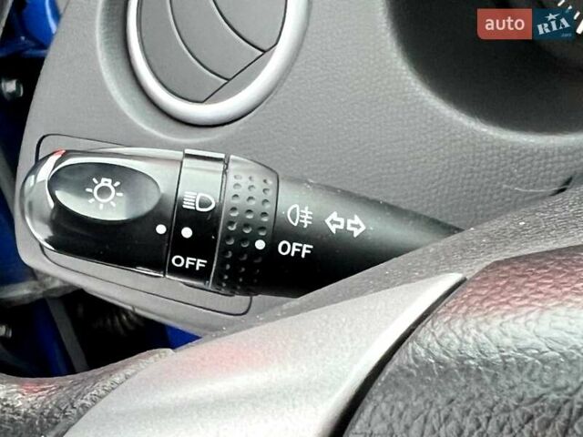 Синій Сузукі Свифт, об'ємом двигуна 1.33 л та пробігом 82 тис. км за 5800 $, фото 30 на Automoto.ua