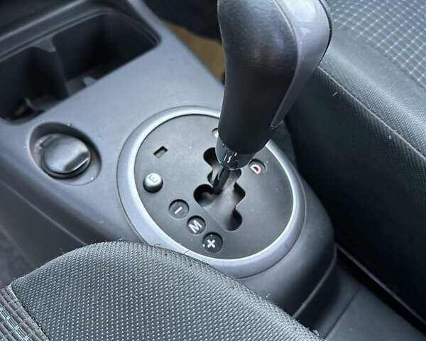 Синий Сузуки Свифт, объемом двигателя 1.33 л и пробегом 128 тыс. км за 3750 $, фото 17 на Automoto.ua