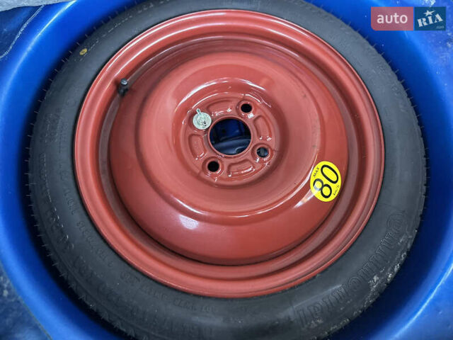Синій Сузукі Свифт, об'ємом двигуна 1.3 л та пробігом 108 тис. км за 5650 $, фото 6 на Automoto.ua