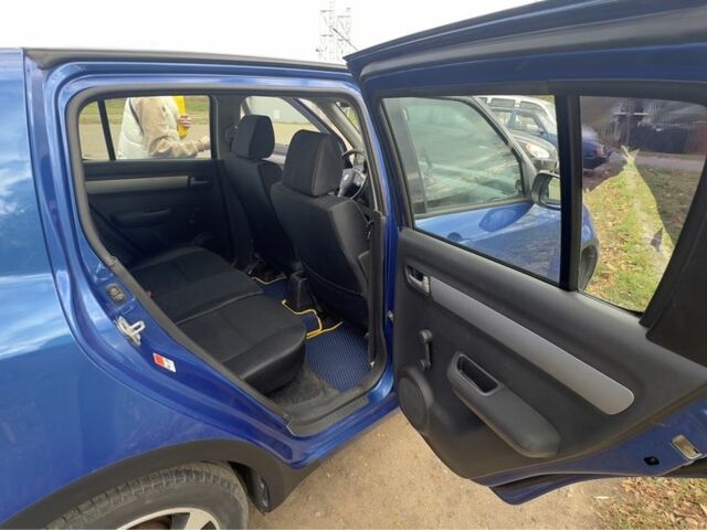 Сузукі Свифт 2006 у Коломые на Automoto.ua Синій Сузукі Свифт, об'ємом двигуна 1.3 л та пробігом 184 тис. км за 4900 $, фото 8 на Automoto.ua