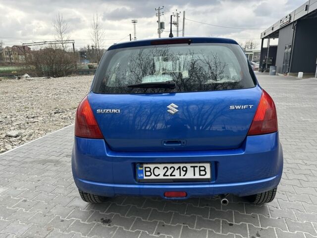 Синий Сузуки Свифт, объемом двигателя 1.5 л и пробегом 182 тыс. км за 5200 $, фото 4 на Automoto.ua