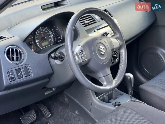 Сузуки Свифт 2007 в Киеве на Automoto.ua Синий Сузуки Свифт, объемом двигателя 1.49 л и пробегом 158 тыс. км за 6700 $, фото 19 на Automoto.ua