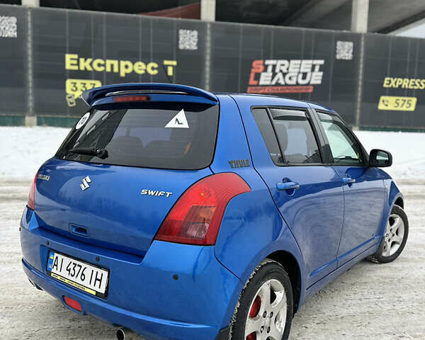 Синій Сузукі Свифт, об'ємом двигуна 1.49 л та пробігом 233 тис. км за 5450 $, фото 3 на Automoto.ua