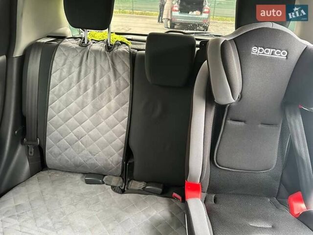 Синий Сузуки Свифт, объемом двигателя 1.33 л и пробегом 290 тыс. км за 4800 $, фото 8 на Automoto.ua