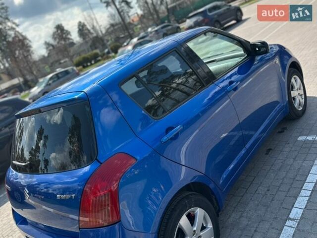 Синий Сузуки Свифт, объемом двигателя 1.33 л и пробегом 228 тыс. км за 4800 $, фото 4 на Automoto.ua