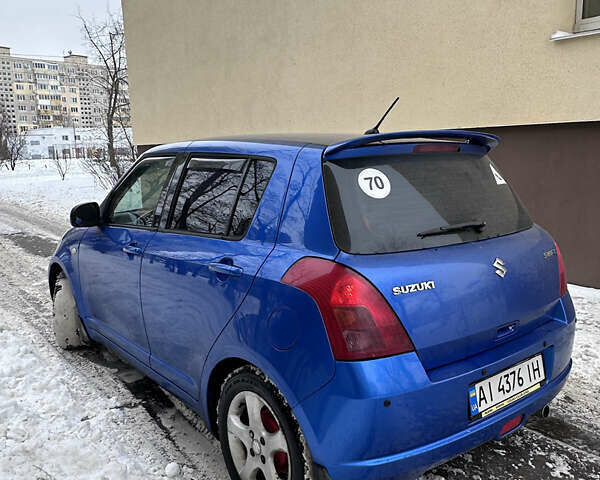 Синій Сузукі Свифт, об'ємом двигуна 1.49 л та пробігом 233 тис. км за 5000 $, фото 4 на Automoto.ua
