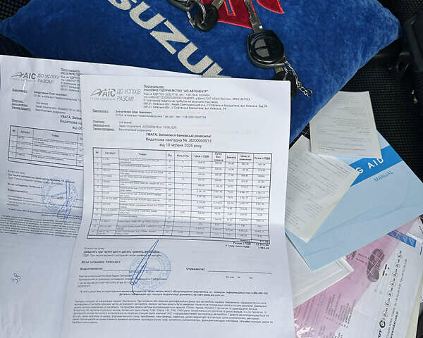 Синій Сузукі Свифт, об'ємом двигуна 1.49 л та пробігом 233 тис. км за 5000 $, фото 8 на Automoto.ua