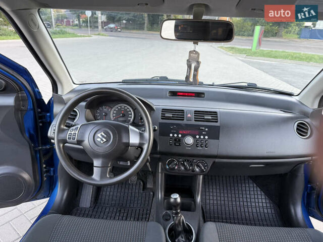 Синий Сузуки Свифт, объемом двигателя 1.33 л и пробегом 215 тыс. км за 5150 $, фото 15 на Automoto.ua
