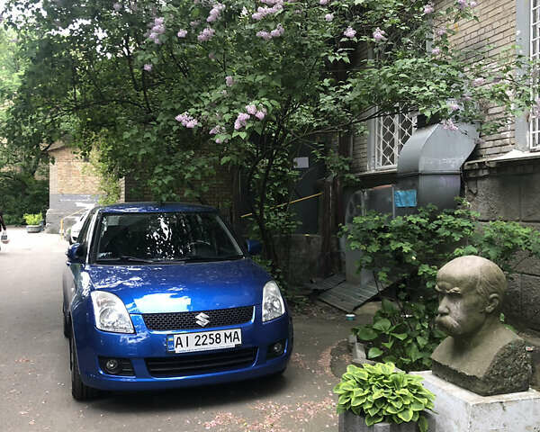 Синий Сузуки Свифт, объемом двигателя 1.33 л и пробегом 140 тыс. км за 4900 $, фото 4 на Automoto.ua