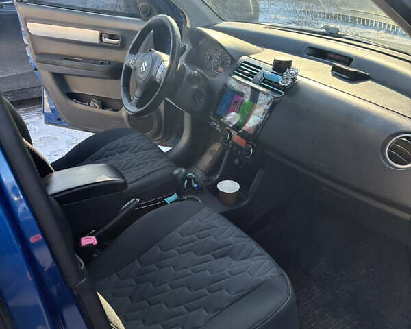 Синий Сузуки Свифт, объемом двигателя 1.33 л и пробегом 228 тыс. км за 5200 $, фото 6 на Automoto.ua