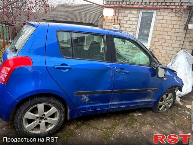 Синий Сузуки Свифт, объемом двигателя 1.5 л и пробегом 210 тыс. км за 2800 $, фото 3 на Automoto.ua
