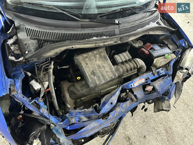 Синій Сузукі Свифт, об'ємом двигуна 1.33 л та пробігом 177 тис. км за 2300 $, фото 12 на Automoto.ua