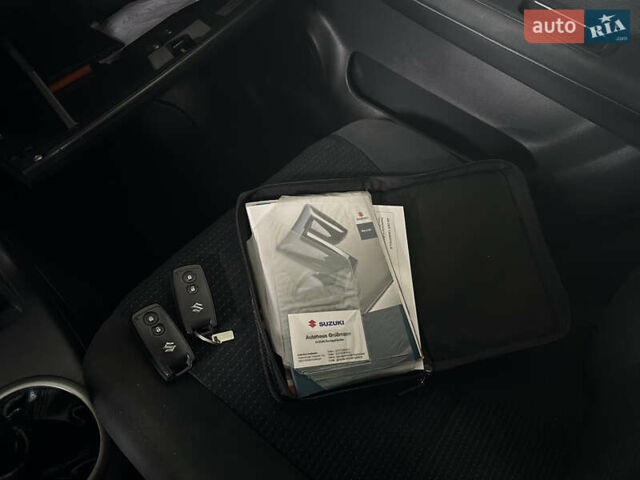 Синій Сузукі Свифт, об'ємом двигуна 1.33 л та пробігом 177 тис. км за 2300 $, фото 21 на Automoto.ua