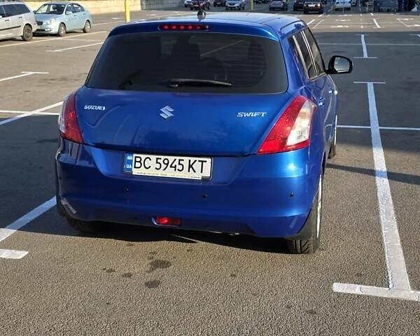 Синий Сузуки Свифт, объемом двигателя 1.2 л и пробегом 80 тыс. км за 8473 $, фото 7 на Automoto.ua