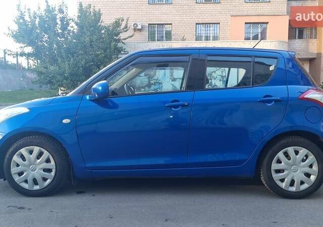 Синій Сузукі Свифт, об'ємом двигуна 1.24 л та пробігом 110 тис. км за 7500 $, фото 3 на Automoto.ua