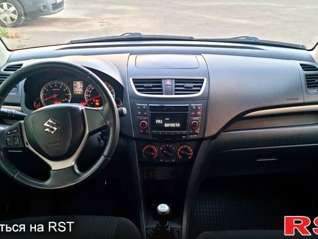 Синій Сузукі Свифт, об'ємом двигуна 1.2 л та пробігом 110 тис. км за 7300 $, фото 7 на Automoto.ua