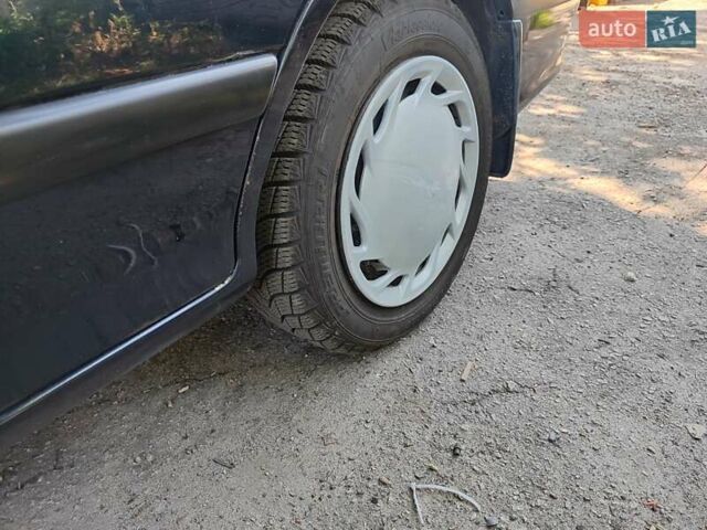 Синій Сузукі Свифт, об'ємом двигуна 1.59 л та пробігом 97 тис. км за 2300 $, фото 23 на Automoto.ua