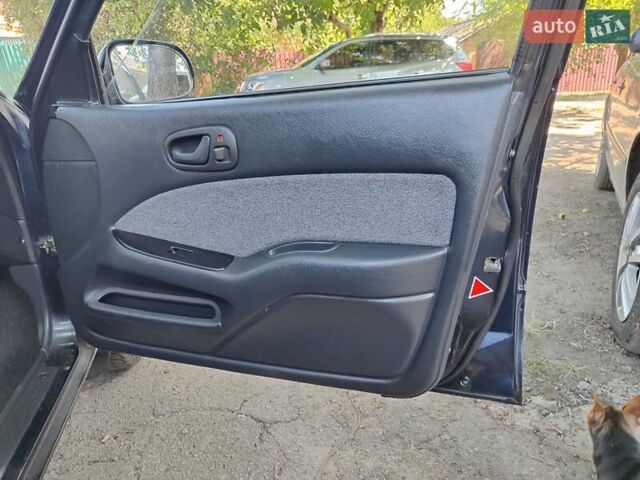 Синій Сузукі Свифт, об'ємом двигуна 1.59 л та пробігом 97 тис. км за 2300 $, фото 5 на Automoto.ua