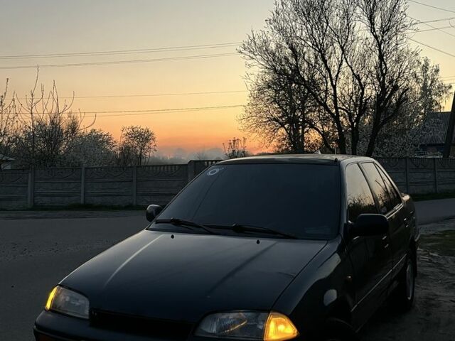 Синий Сузуки Свифт, объемом двигателя 1.3 л и пробегом 250 тыс. км за 1200 $, фото 7 на Automoto.ua