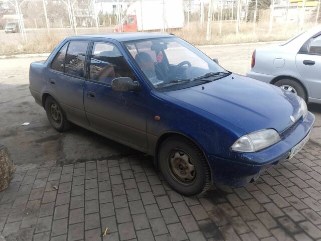 Синій Сузукі Свифт, об'ємом двигуна 1.3 л та пробігом 1 тис. км за 894 $, фото 2 на Automoto.ua