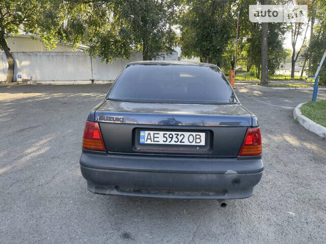 Синий Сузуки Свифт, объемом двигателя 1.3 л и пробегом 255 тыс. км за 1100 $, фото 3 на Automoto.ua