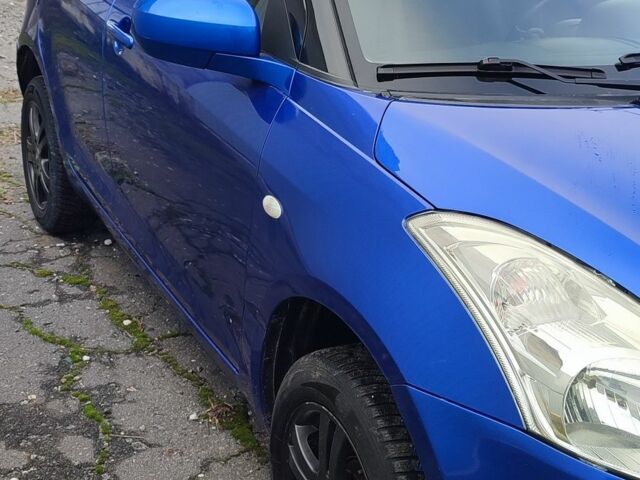 Синій Сузукі Свифт, об'ємом двигуна 1.2 л та пробігом 255 тис. км за 5500 $, фото 3 на Automoto.ua