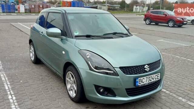 Зеленый Сузуки Свифт, объемом двигателя 0 л и пробегом 250 тыс. км за 5200 $, фото 30 на Automoto.ua