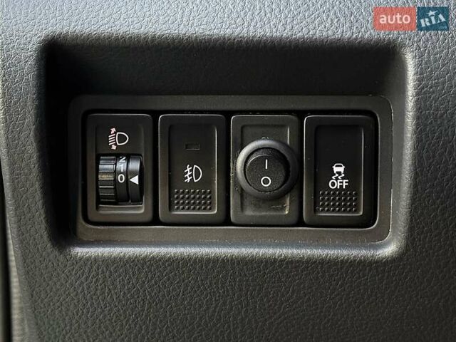 Зелений Сузукі Свифт, об'ємом двигуна 1.2 л та пробігом 138 тис. км за 8700 $, фото 32 на Automoto.ua